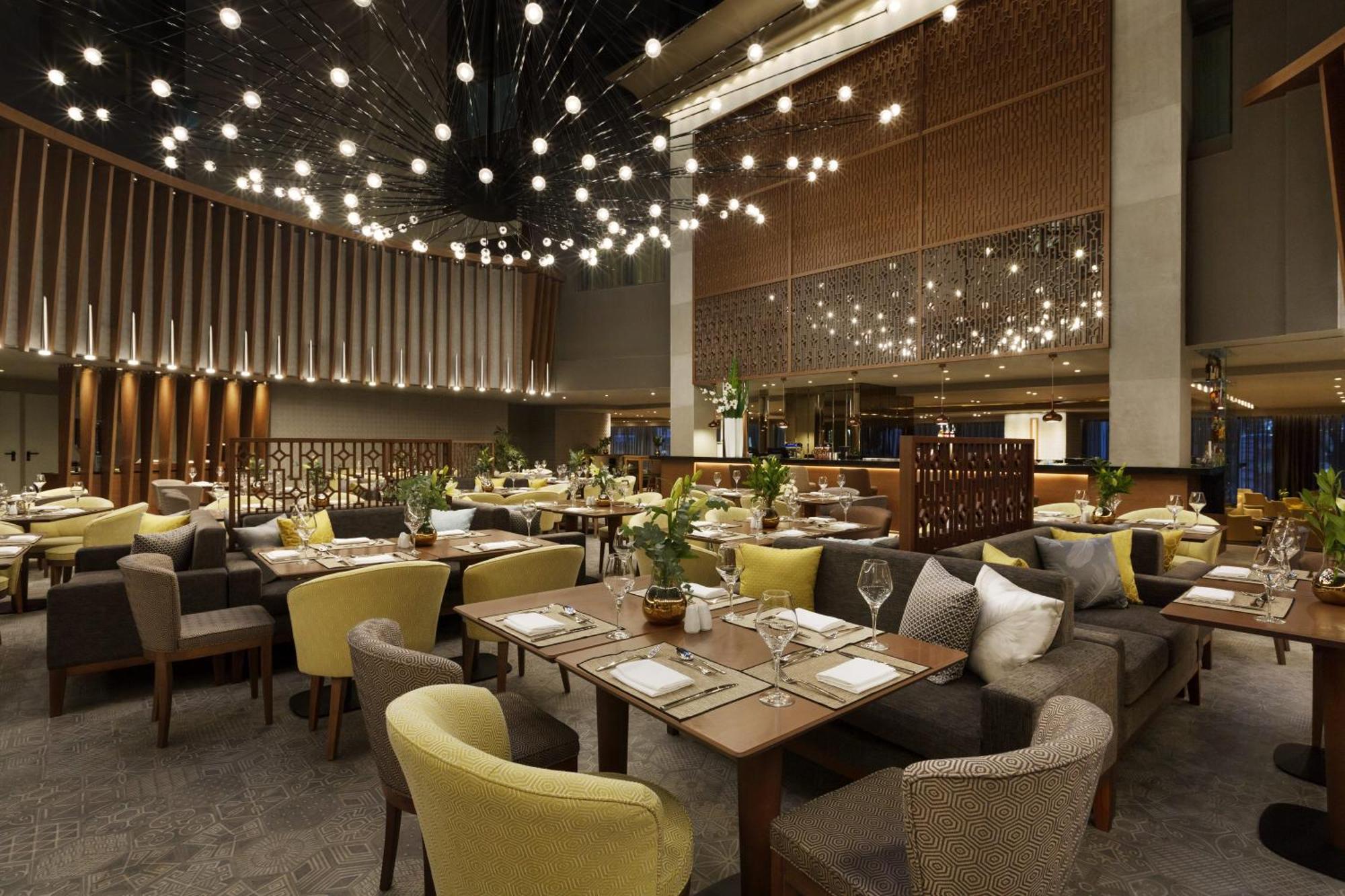 Wyndham Grand Hotel 5*